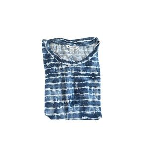 Athleta Navy and White Tie-Dye Short Sleeve Tee